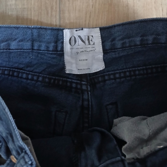 One Teaspoon Distressed Awesome Baggies Jeans Women's Size 2/24/XS - Picture 5 of 5